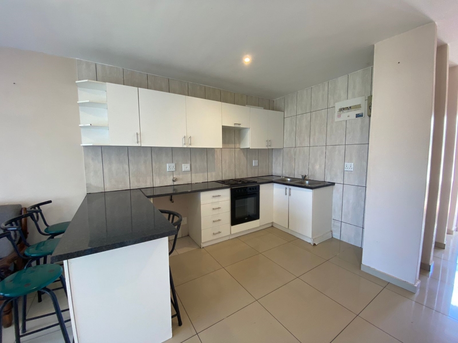 To Let 2 Bedroom Property for Rent in Parklands Western Cape